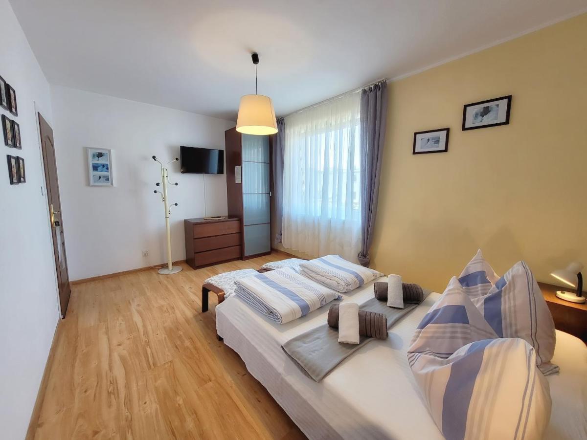 Iwona Pokoje Apartamenty Karwia Luaran gambar